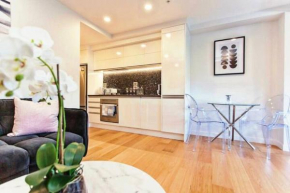 Spacious one bedroom apartment in Newmarket